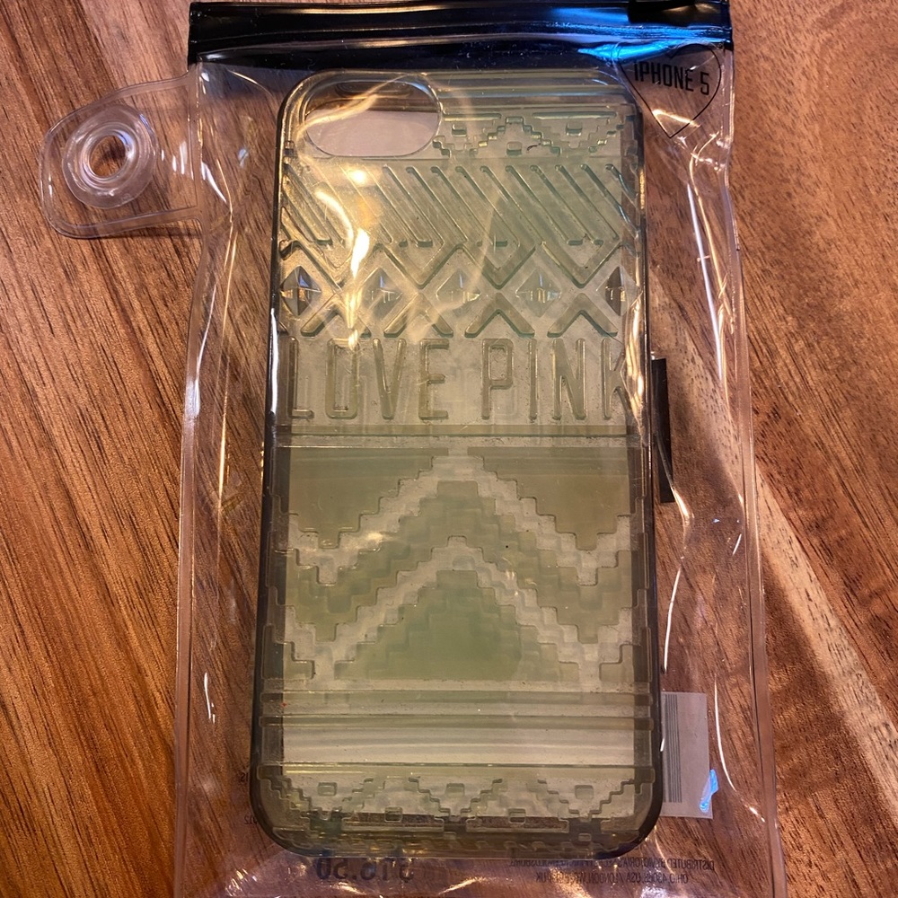 Victoria Secret Pink iPhone 5 Case.